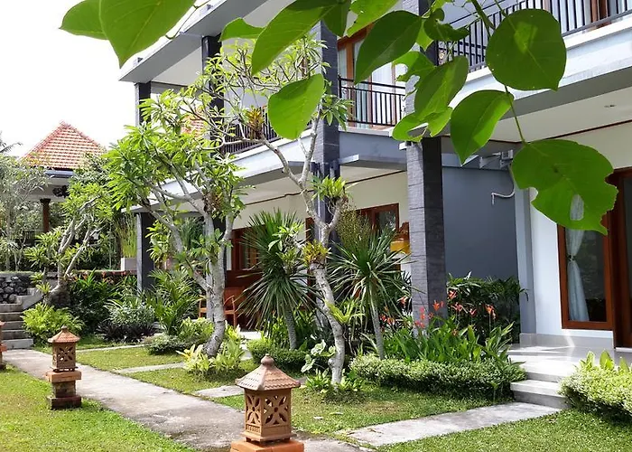 Hotel Gita Maha By Mahaputra 3*